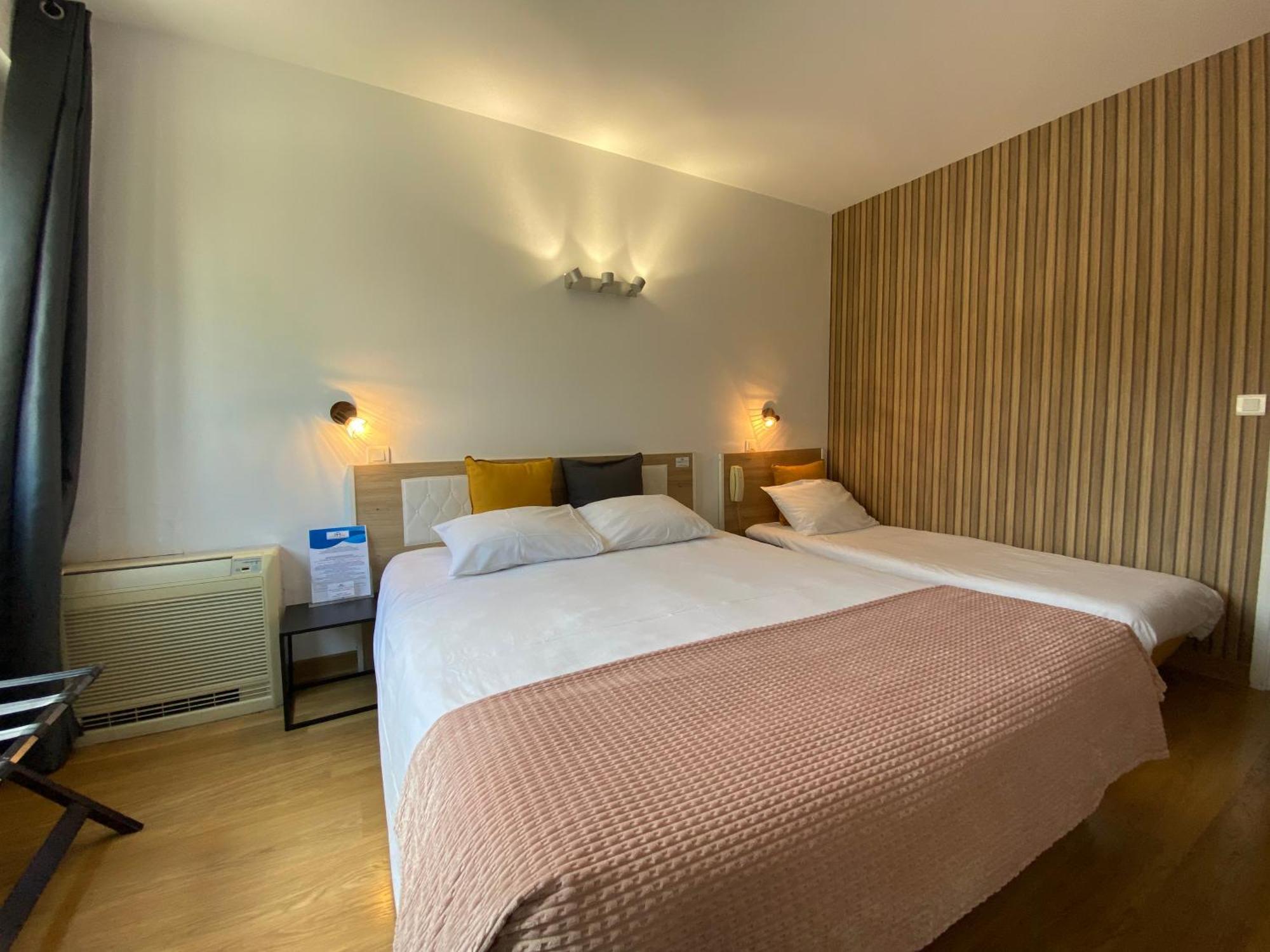 Savoie Hotel Aux Portes De Geneve Сен-Жульен-ан-Женевуа Экстерьер фото