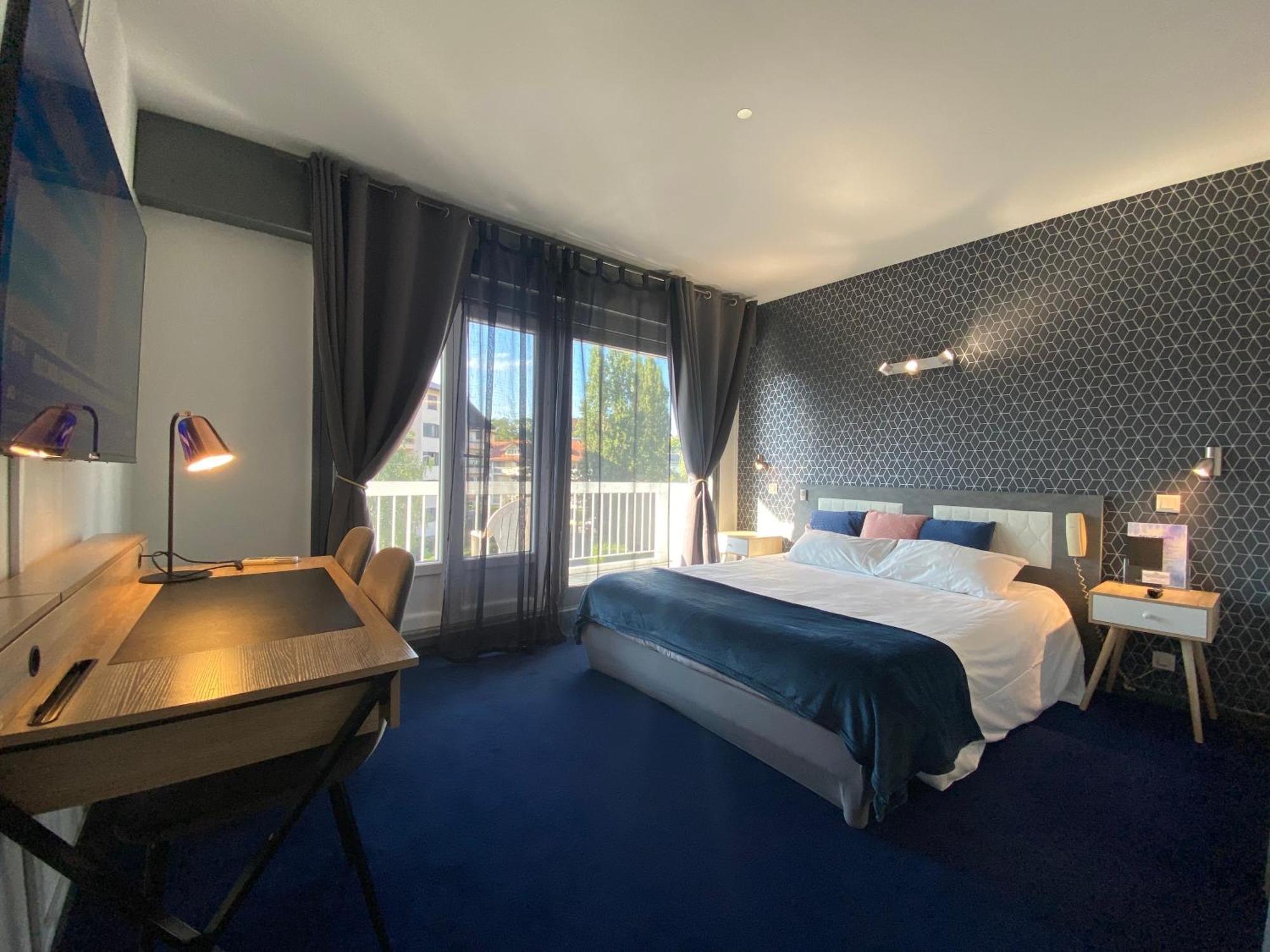 Savoie Hotel Aux Portes De Geneve Сен-Жульен-ан-Женевуа Экстерьер фото