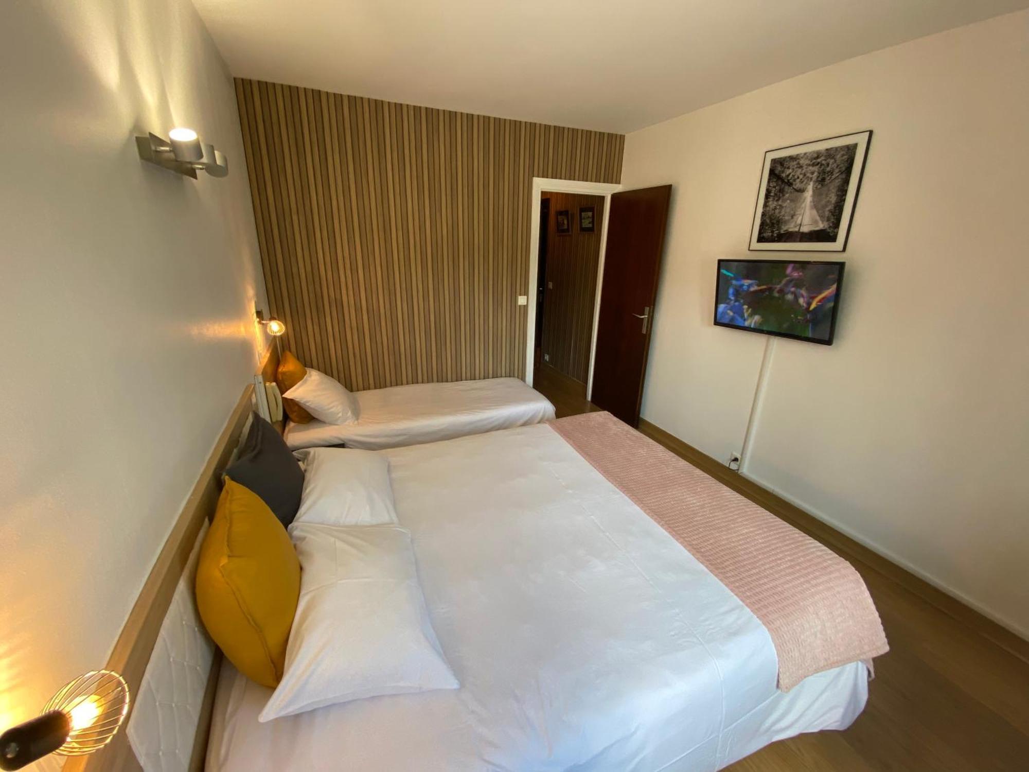 Savoie Hotel Aux Portes De Geneve Сен-Жульен-ан-Женевуа Экстерьер фото