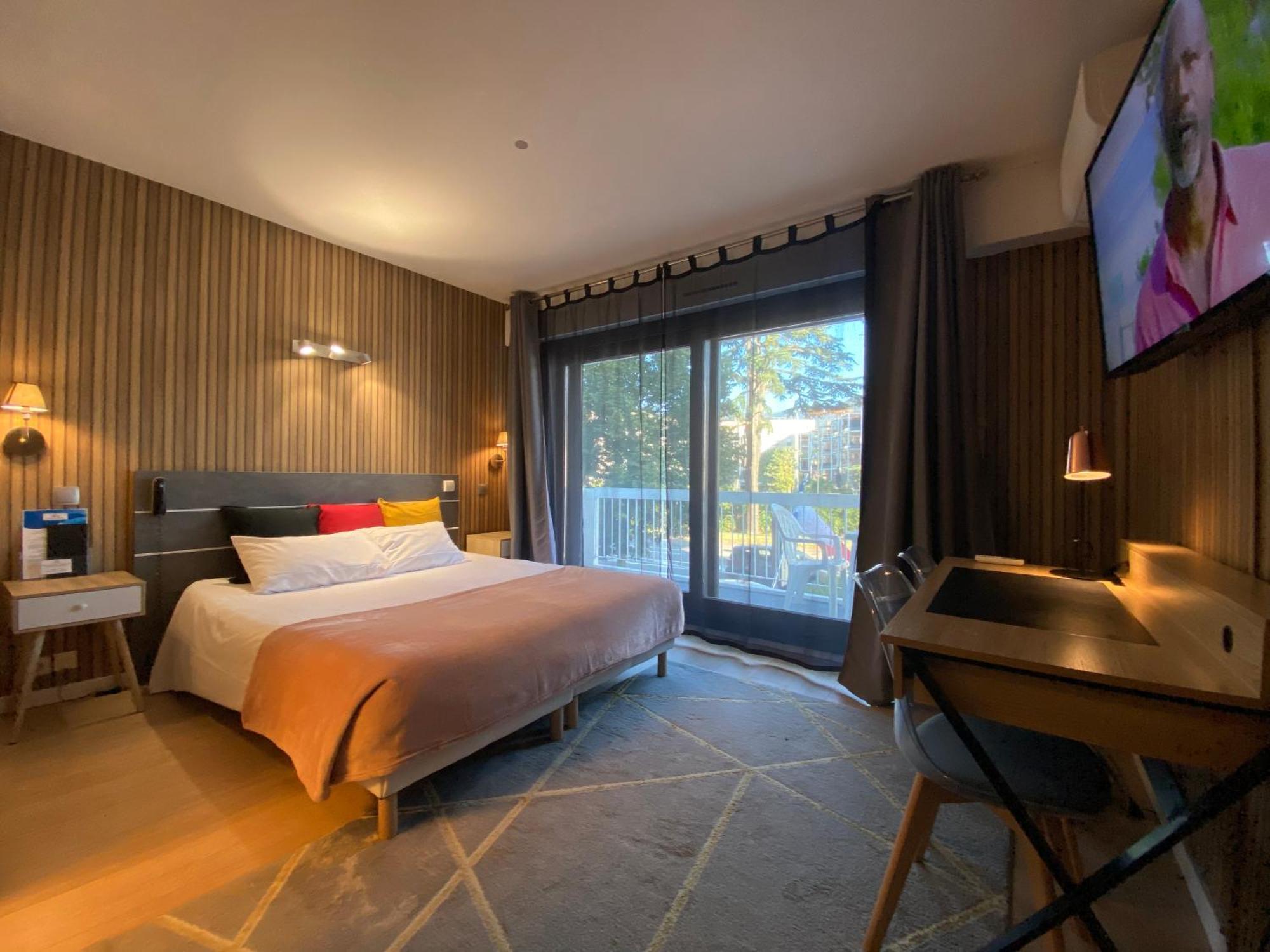 Savoie Hotel Aux Portes De Geneve Сен-Жульен-ан-Женевуа Экстерьер фото